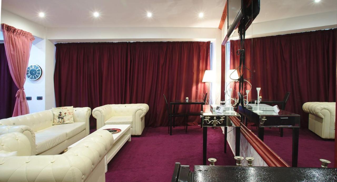 Aparthotel Jolie 加拉茨 外观 照片